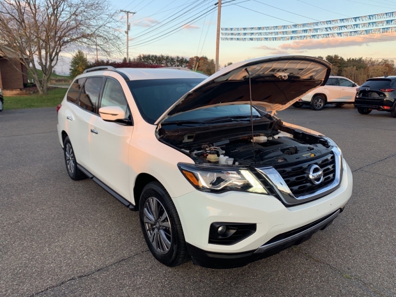 NISSAN PATHFINDER 2020 price Call for Pricing.