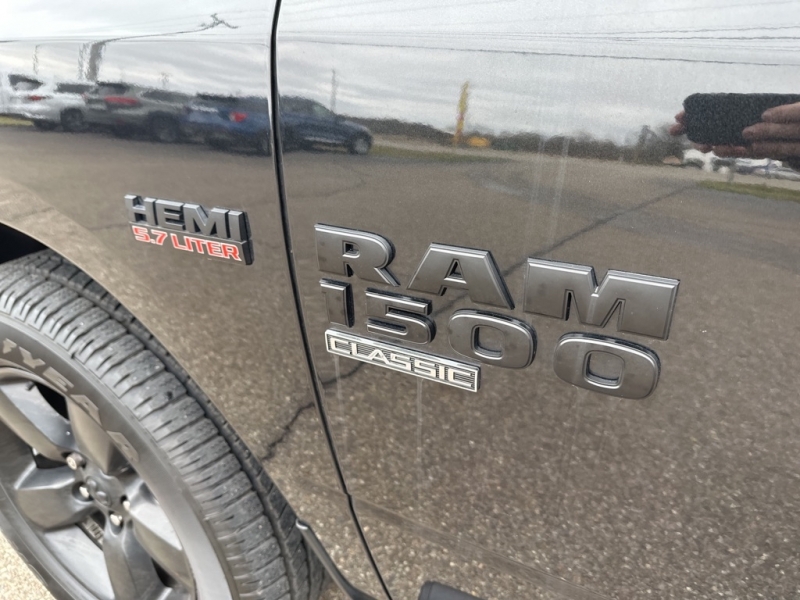 RAM 1500 CLASSIC 2019 price $31,988