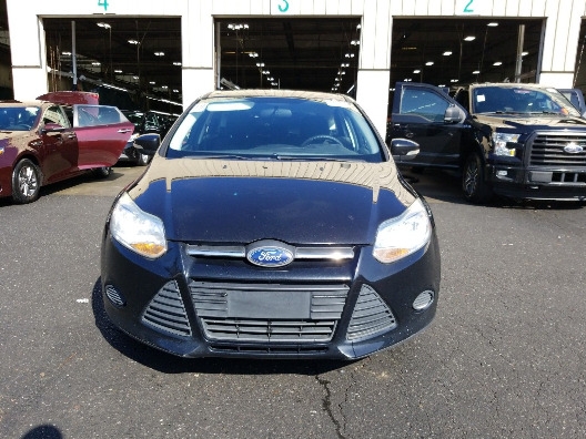 Ford Focus 2013 price $6,000