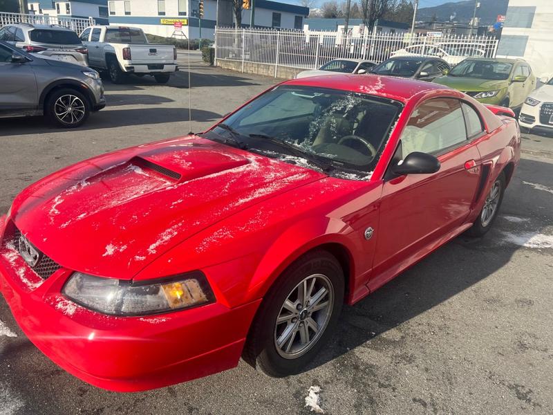 Ford Mustang 2004 price $8,900