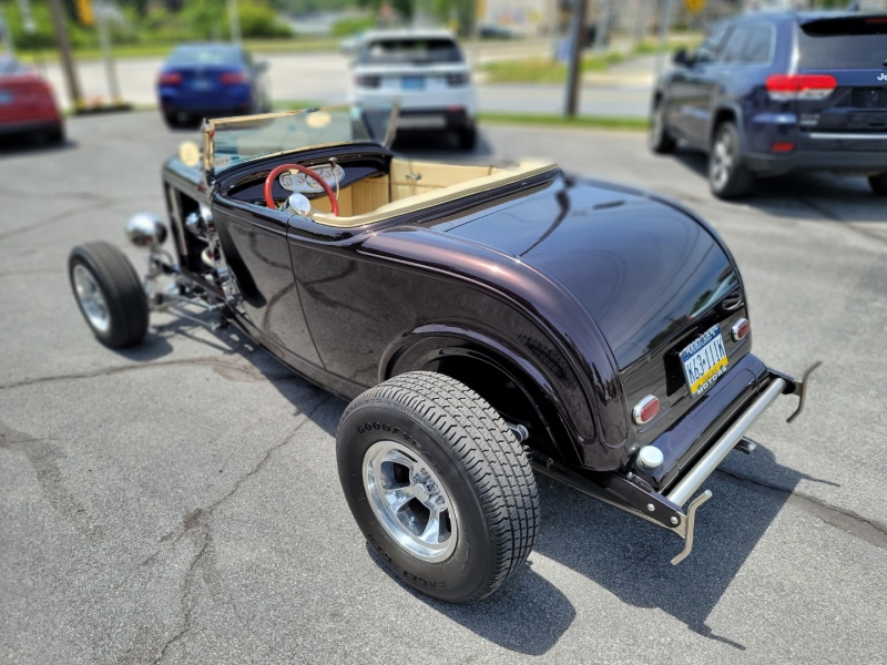 Ford Roadster 1932 price $29,900