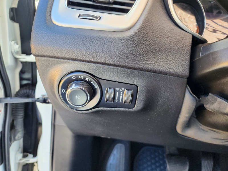 Jeep Compass 2018 price $16,639