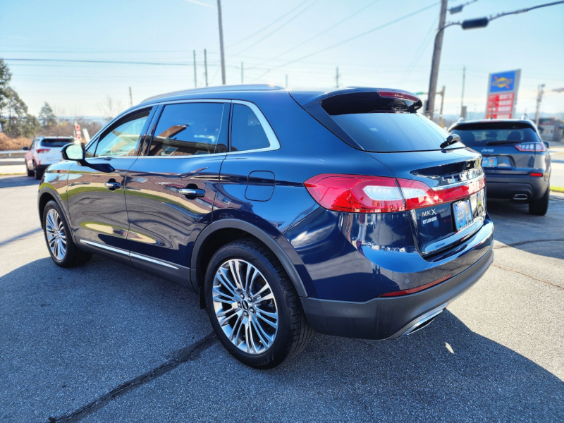 Lincoln MKX 2017 price $18,087