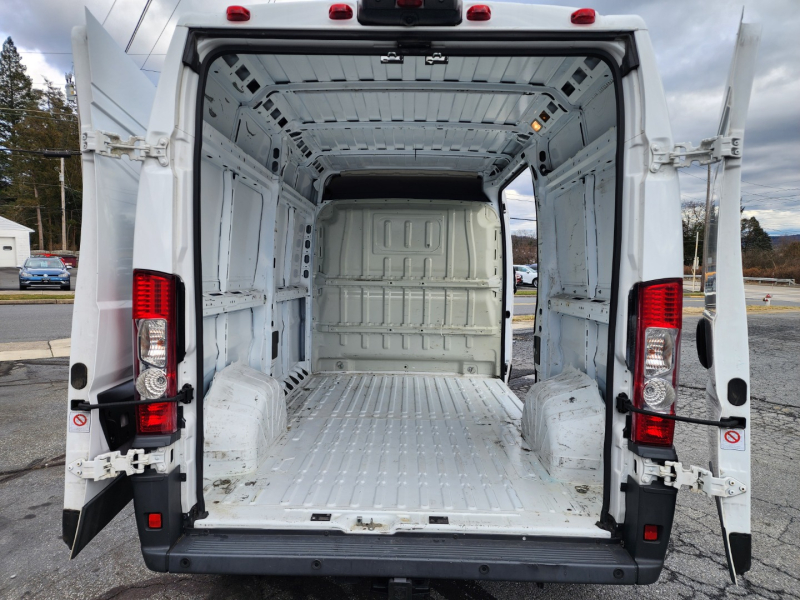 RAM ProMaster Cargo Van 2017 price $23,900