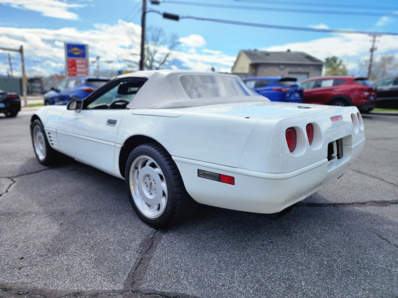 Chevrolet Corvette 1992 price $17,900