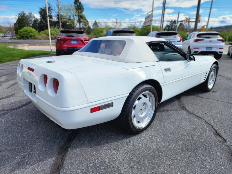 Chevrolet Corvette 1992 price $17,900