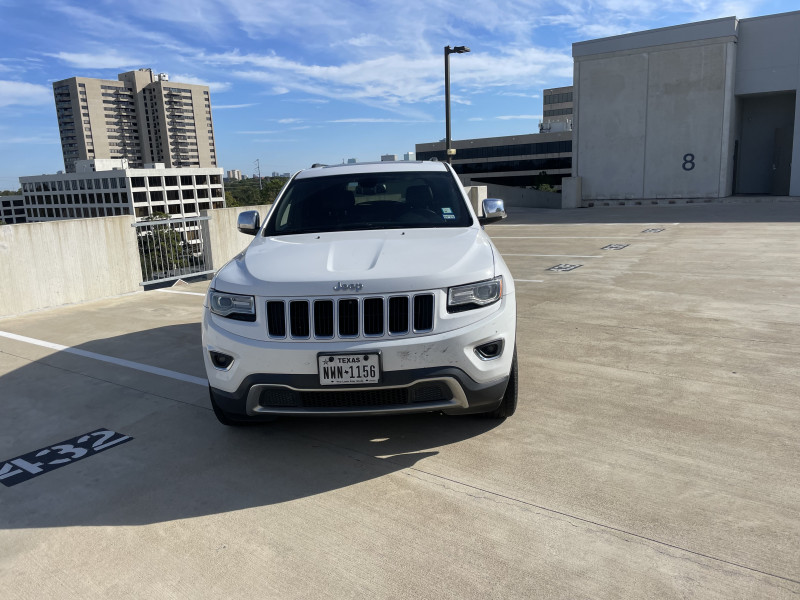 Jeep Grand Cherokee 2015 price $13,000
