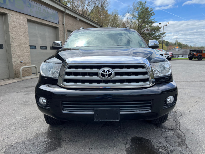 Toyota Sequoia 2015 price $30,000