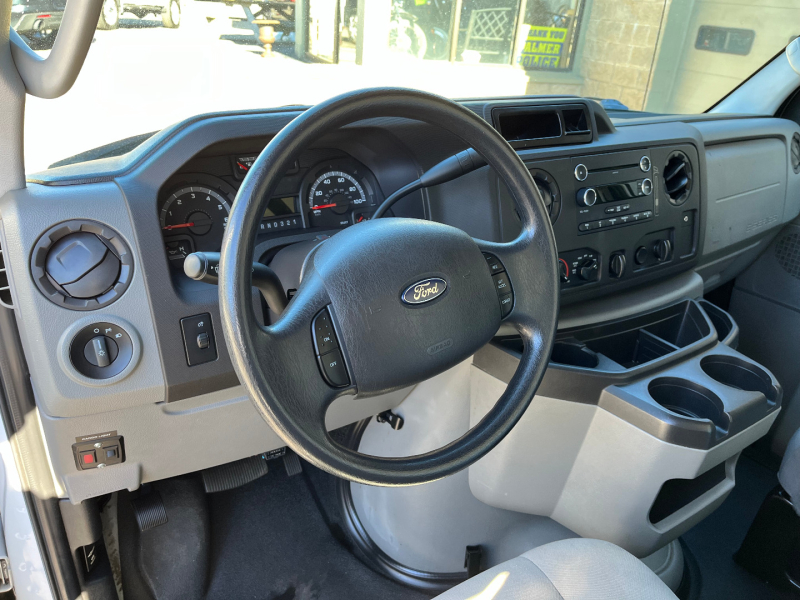 Ford Econoline Commercial Cutaway 2014 price $28,750