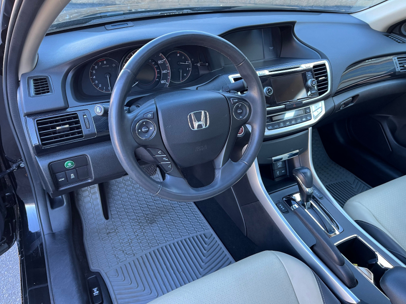 Honda Accord Coupe 2015 price $18,750