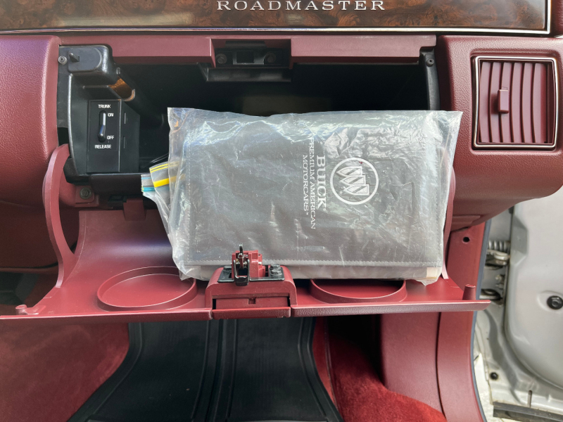 Buick Roadmaster 1992 price $15,000
