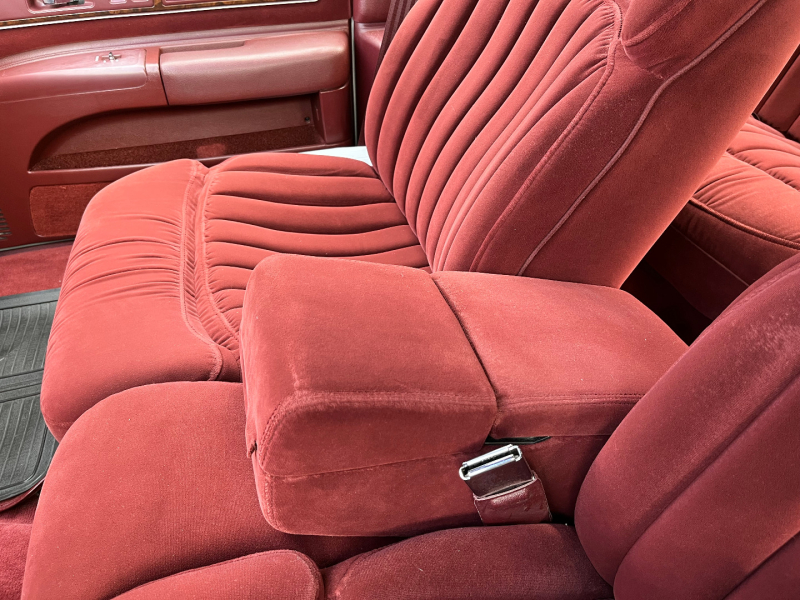 Buick Roadmaster 1992 price $15,000