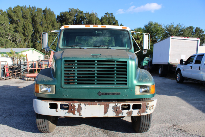 International 4900 6x4 25' Dovetail Ramp Dozer Equipment Truck 1998 price $23,900