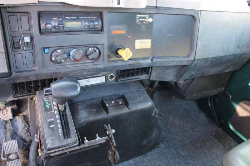 International 4900 6x4 25' Dovetail Ramp Dozer Equipment Truck 1998 price $23,900