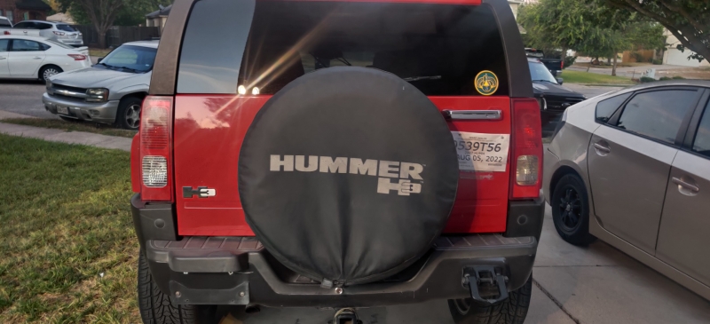Hummer H3 2007 price $8,499