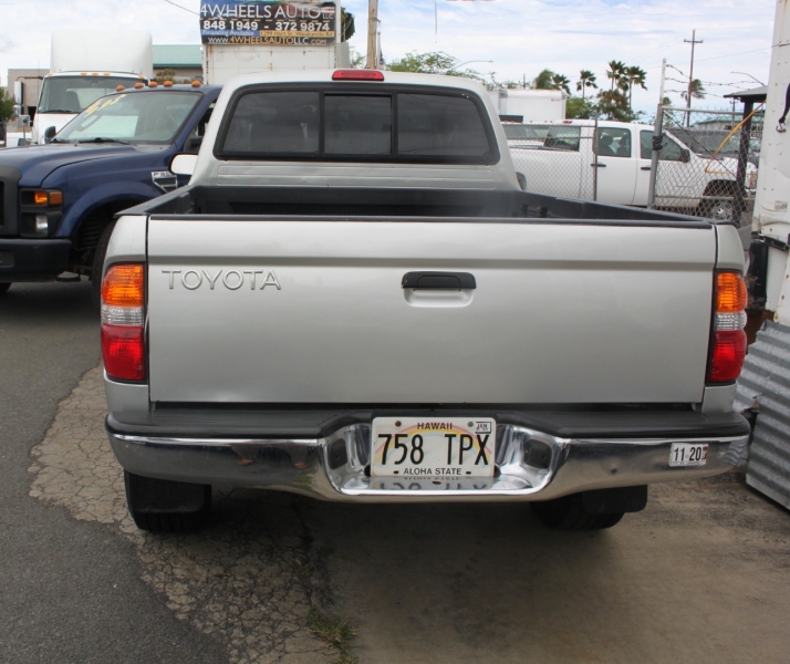 Toyota Tacoma 2002 price $13,999