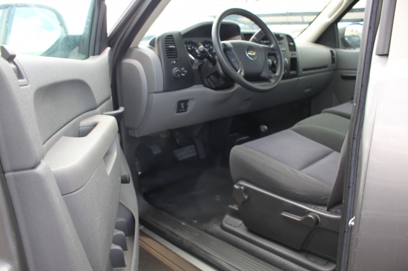 Chevrolet Silverado 2500HD 4WD 18Km 2013 price 