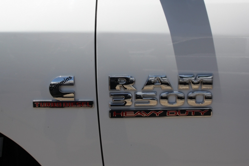 RAM 3500 Diesel Flat Bed Tradesman 2014 price 