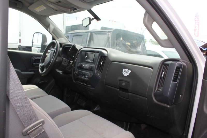 Chevrolet Silverado 3500HD Utility Box Flat bed/54Km 2015 price 