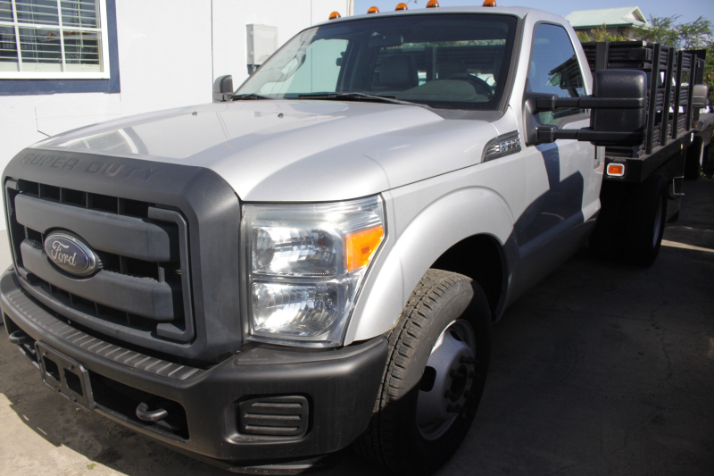 Ford Super Duty F-350 XL 8Km Flat Bed DRW/Dually real w 2015 price 