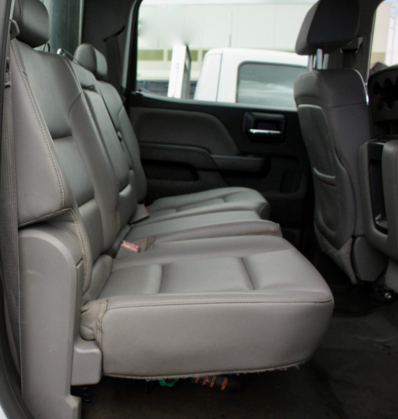 Chevrolet Silverado 3500HD 37Km Flat Bed 2015 price 