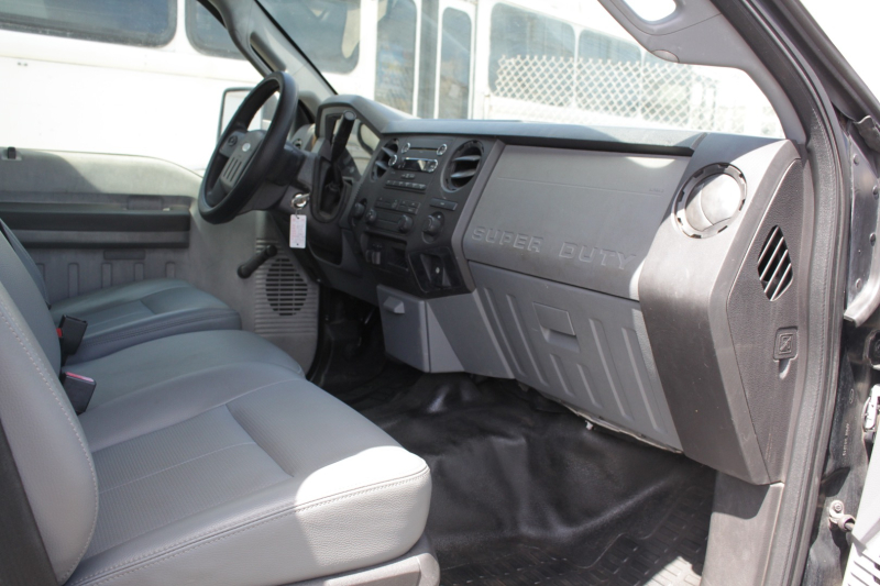 Ford Super Duty F-450/4WD 22Km Crew Cab XL 2012 price 
