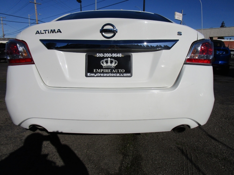 Nissan Altima 2015 price $14,995