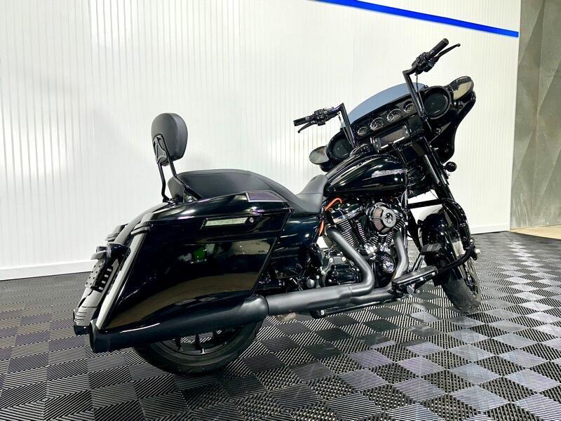 Harley-Davidson FLHXS 2018 price $18,980