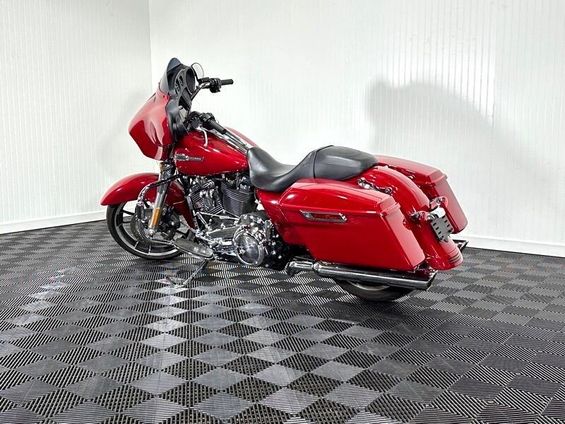 Harley-Davidson FLHX 2021 price $18,980