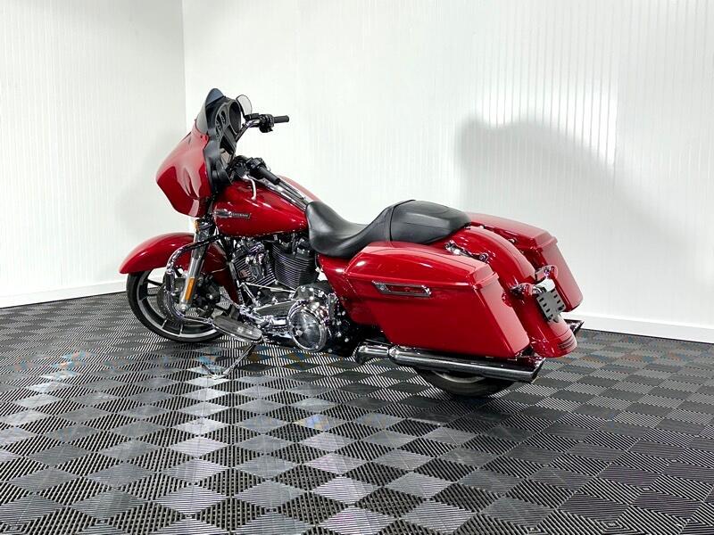 Harley-Davidson FLHX 2021 price $18,980