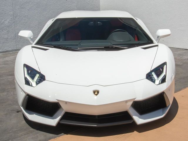 Lamborghini Aventador 2014 price $320,000