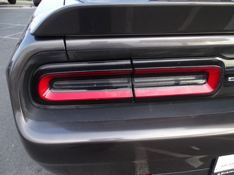 Dodge Challenger 2015 price $13,999