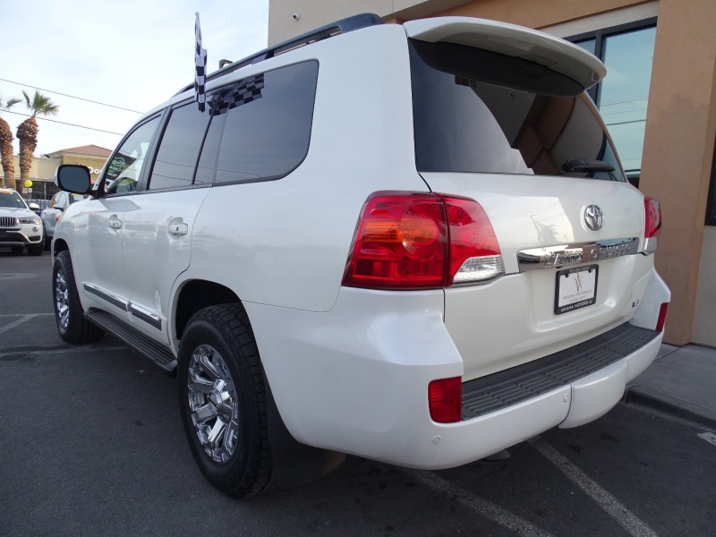 Toyota Land Cruiser 2014 price $59,995