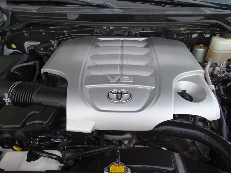 Toyota Land Cruiser 2014 price $52,999