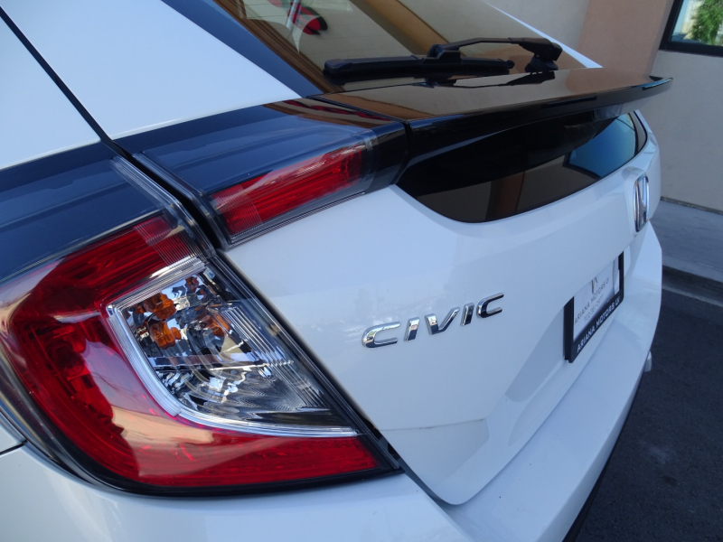 Honda Civic Hatchback 2018 price $19,999