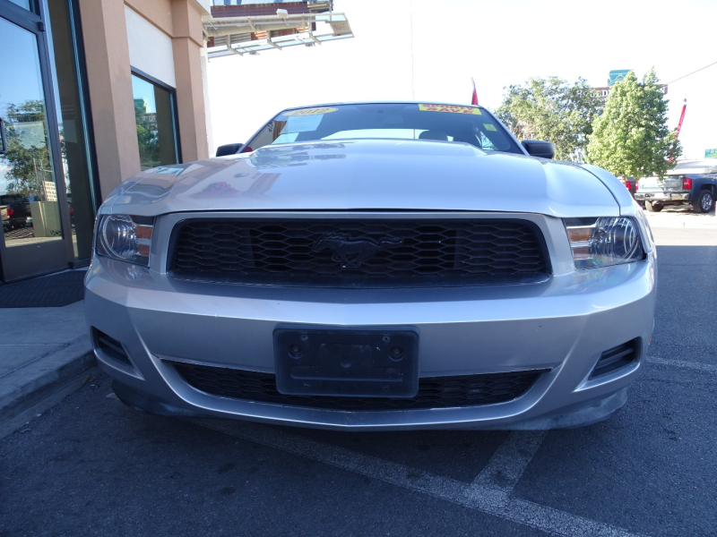 Ford Mustang 2012 price $11,999