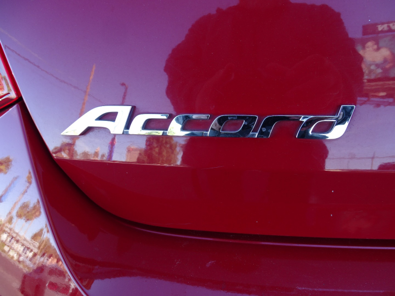 Honda Accord Cpe 2013 price $13,999