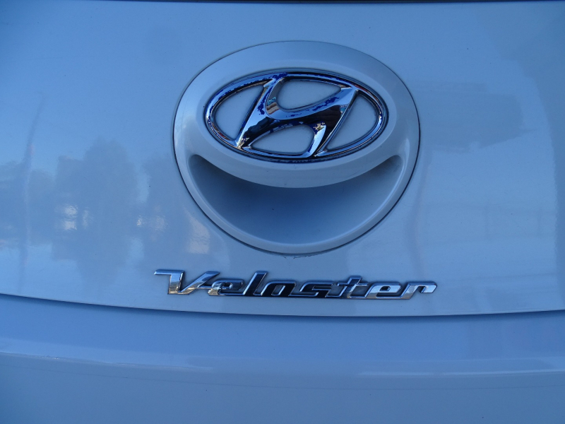 Hyundai Veloster 2013 price $10,999
