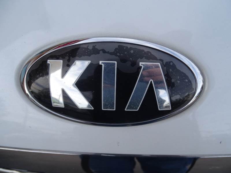 Kia Optima 2016 price $14,999