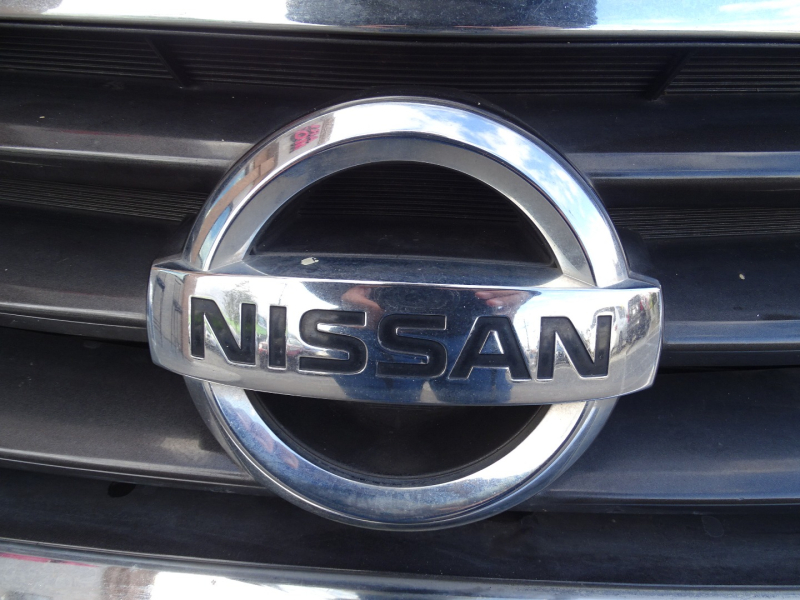 Nissan Altima 2015 price $10,999
