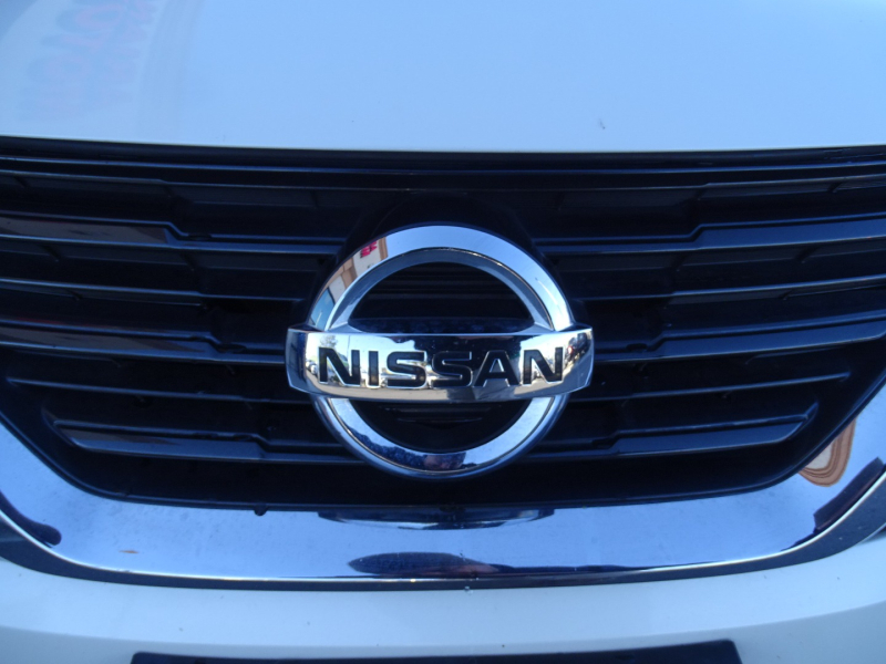 Nissan Altima 2018 price $13,999