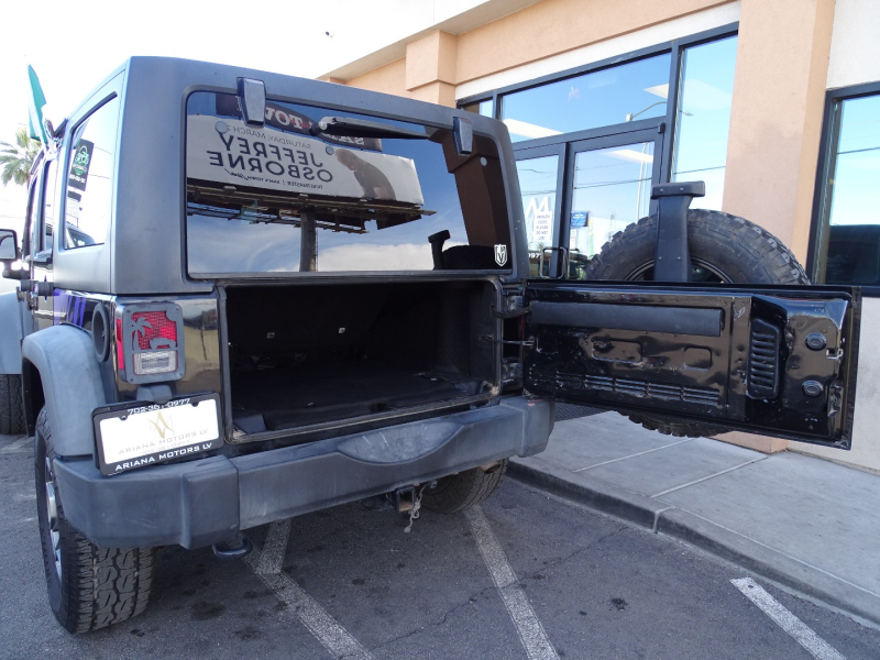 Jeep Wrangler Unlimited 2014 price $15,999
