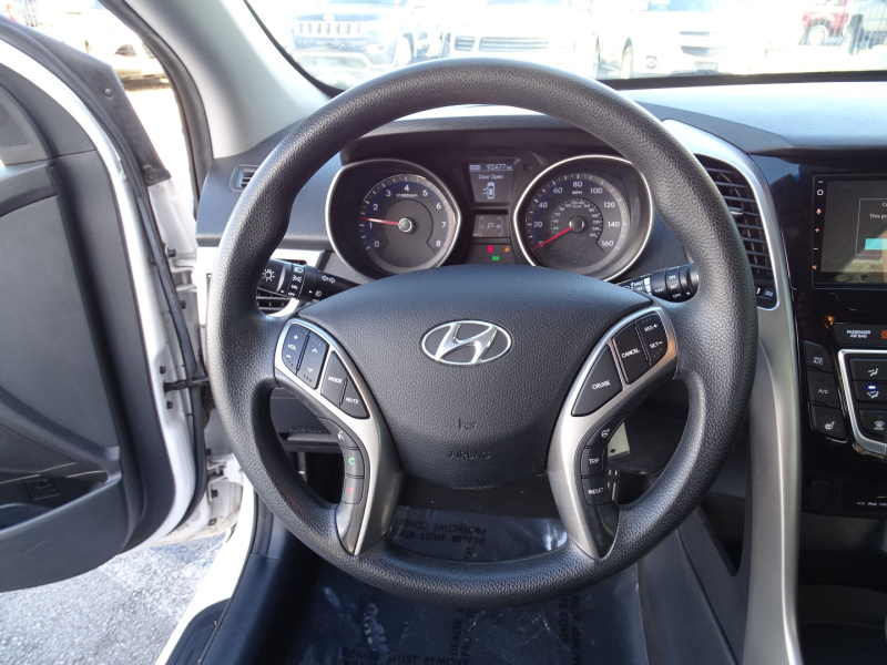 Hyundai Elantra GT 2014 price $8,999