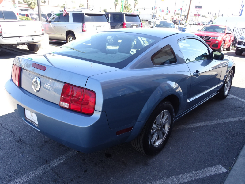 Ford Mustang 2007 price $8,999