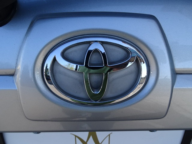 Toyota 4Runner 2003 price $9,999