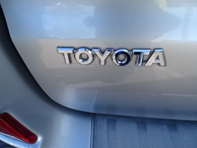 Toyota 4Runner 2003 price $9,999