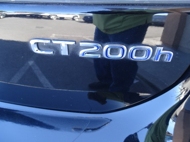 Lexus CT 200h 2016 price $16,999