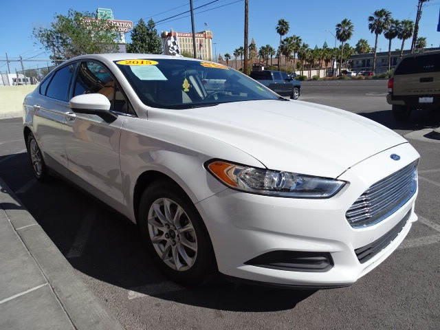 Ford Fusion 2015 price $10,999