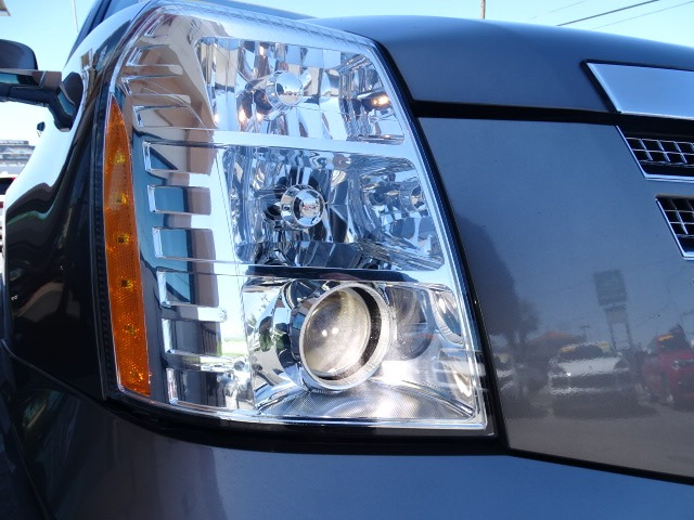 Cadillac Escalade ESV 2013 price $18,999