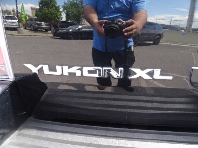 GMC Yukon XL 2013 price $10,999